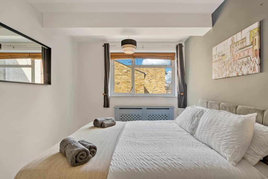 Lovely 3-Bed Clapham Common ロンドン エクステリア 写真