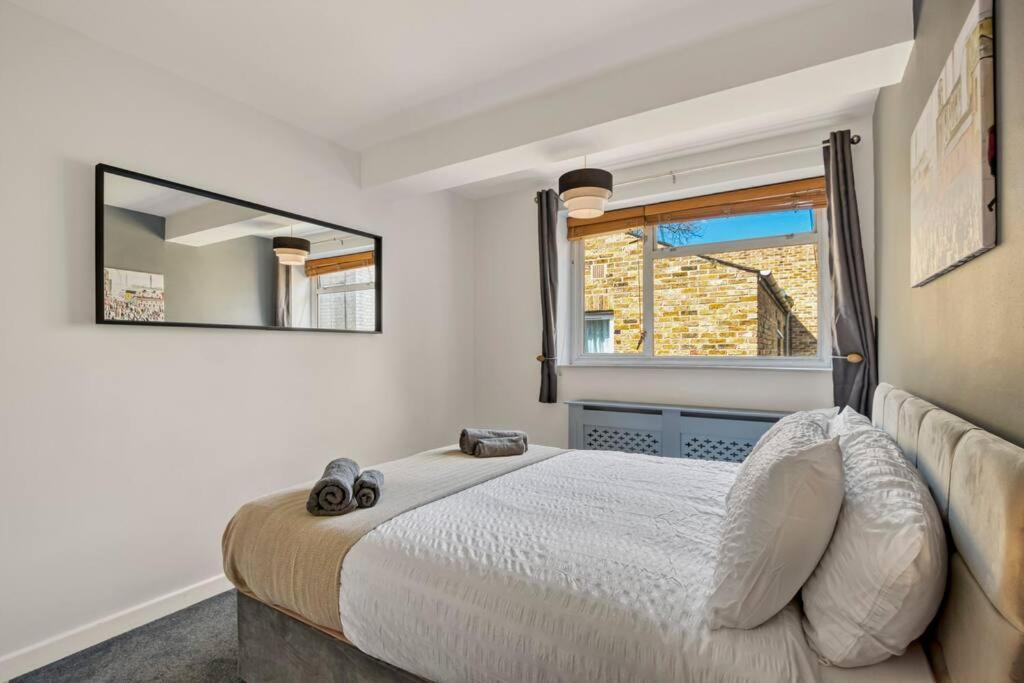 Lovely 3-Bed Clapham Common ロンドン エクステリア 写真