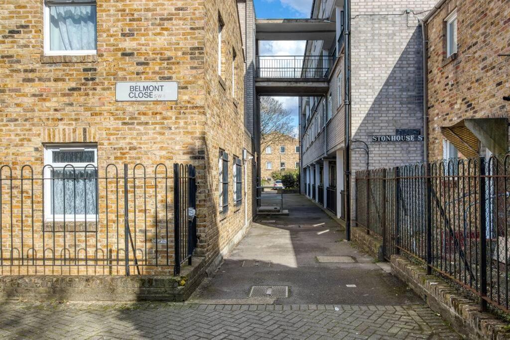 Lovely 3-Bed Clapham Common ロンドン エクステリア 写真